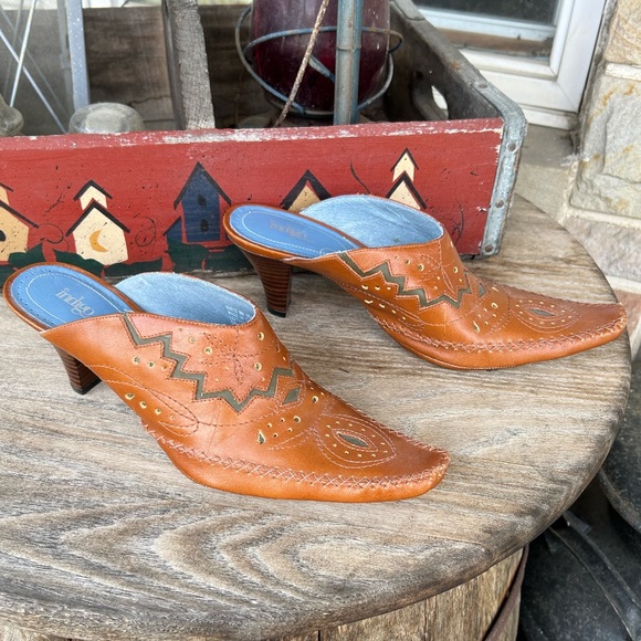 Indigo by Clarks Boho Leather Mules - Picture 4 of 8